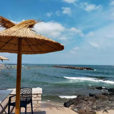 Charmant Studio Meuble A 250 M De La Mer דירה