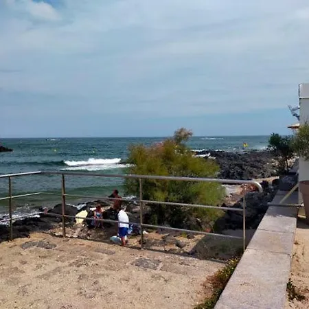 דירה Charmant Studio Meuble A 250 M De La Mer