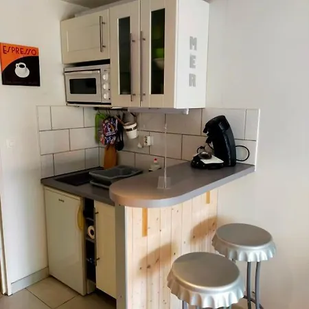 Charmant Studio Meuble A 250 M De La Mer דירה *